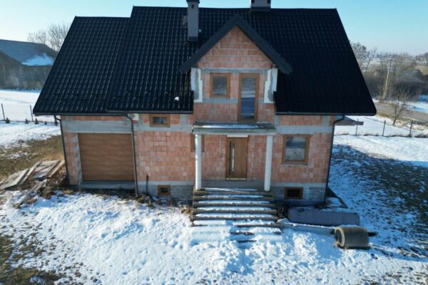 Dom w Łętkowicach gmina Radziemice